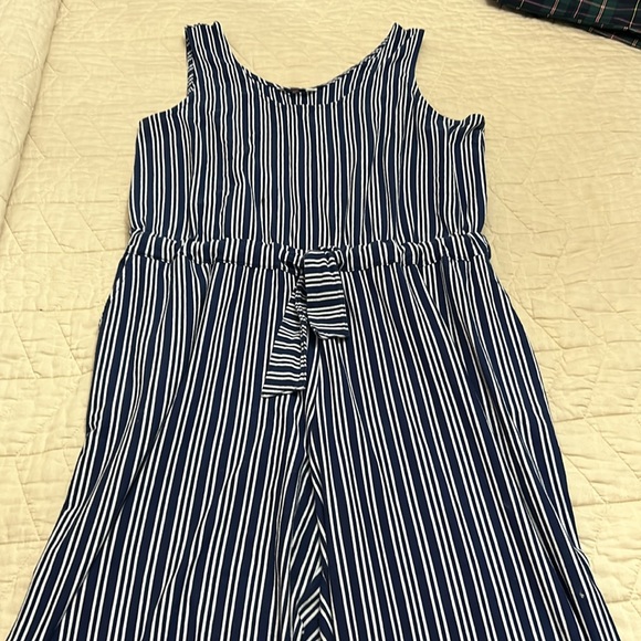 Vineyard vine romper - Picture 2 of 3